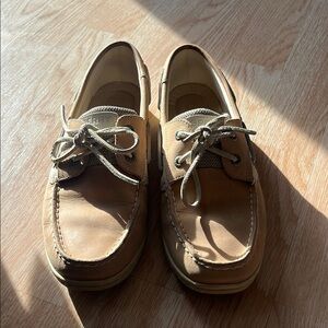 Sperry Women’s Tan Boat Shoes